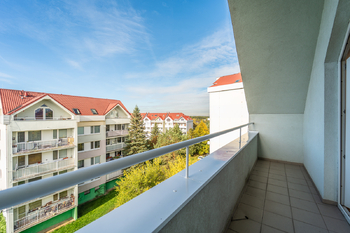 Prodej bytu 3+kk v osobním vlastnictví 71 m², Praha 9 - Újezd nad Lesy
