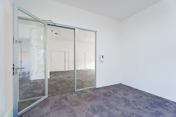 Pronájem obchodních prostor 155 m², Čelákovice