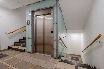 Prodej bytu 2+kk v osobním vlastnictví 54 m², Praha 10 - Hostivař