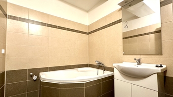 Pronájem bytu 3+1 v osobním vlastnictví 95 m², Brno