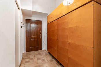 Pronájem bytu 1+1 v osobním vlastnictví 40 m², Praha 5 - Smíchov