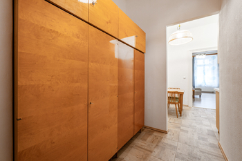 Pronájem bytu 1+1 v osobním vlastnictví 40 m², Praha 5 - Smíchov