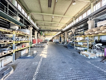 Prodej výrobních prostor 2491 m², Cheb