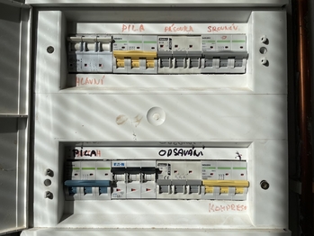 Pronájem výrobních prostor 147 m², Týnec