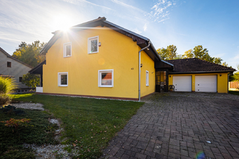 Prodej domu 220 m², Hvozdec
