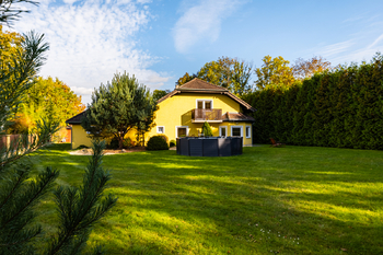 Prodej domu 220 m², Hvozdec