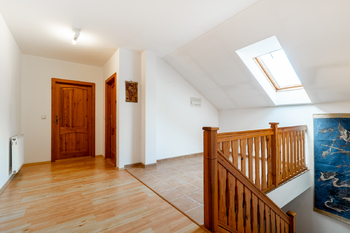 Prodej domu 220 m², Hvozdec