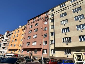 Pronájem bytu 2+kk v osobním vlastnictví 48 m², Praha 3 - Žižkov