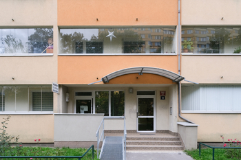 vchod do domu - Pronájem bytu 3+kk v osobním vlastnictví 67 m², Praha 4 - Braník
