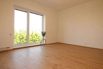 Pronájem bytu 1+kk v osobním vlastnictví 38 m², Praha 4 - Chodov