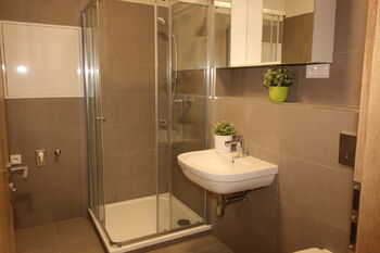 Pronájem bytu 1+kk v osobním vlastnictví 38 m², Praha 4 - Chodov