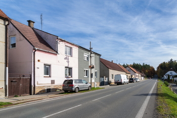 Prodej domu 120 m², Kamenné Žehrovice