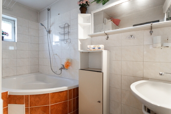 Prodej domu 120 m², Kamenné Žehrovice