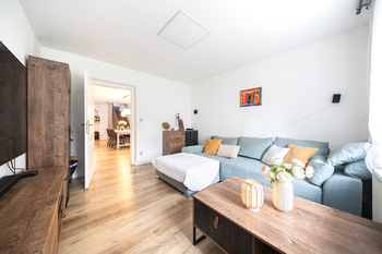 RD Květnice - obývací pokoj - Prodej domu 190 m², Květnice