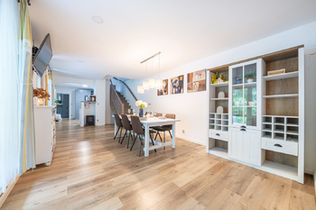 RD Květnice - jídelní hala - Prodej domu 190 m², Květnice