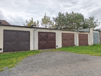 Pronájem garáže 20 m², Kostelec nad Labem
