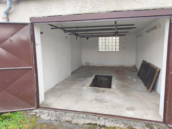 Pronájem garáže 20 m², Kostelec nad Labem