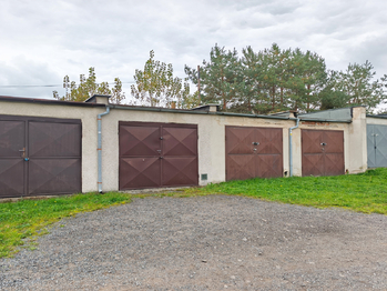 Pronájem garáže 20 m², Kostelec nad Labem