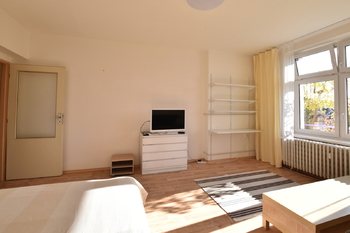 Pronájem bytu 1+1 v osobním vlastnictví 62 m², Český Krumlov