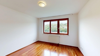 pokoj - Prodej bytu 1+1 v osobním vlastnictví 55 m², Praha 9 - Vysočany