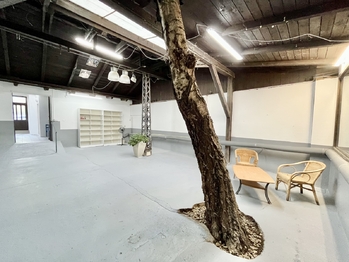 Pronájem obchodních prostor 100 m², Praha 8 - Kobylisy
