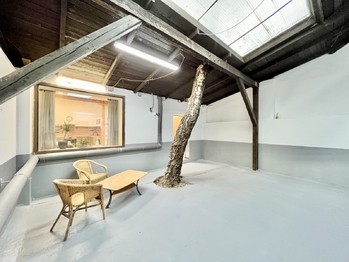 Pronájem obchodních prostor 100 m², Praha 8 - Kobylisy