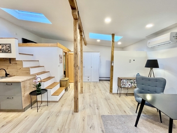 Pronájem obchodních prostor 100 m², Praha 8 - Kobylisy