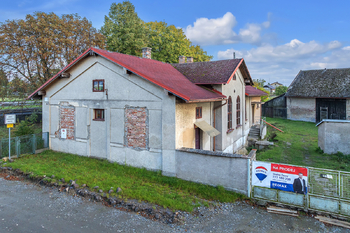 Prodej domu 370 m², Luštěnice