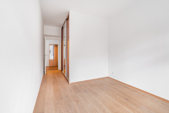 Pokoj  / Ložnice se šatnou - Prodej bytu 2+kk v osobním vlastnictví 59 m², Praha 9 - Vysočany