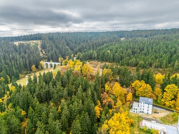 Pohled do okolí - Prodej bytu 2+kk v osobním vlastnictví 67 m², Pernink