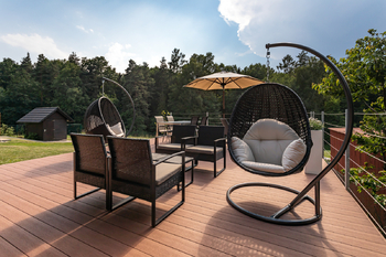 Prodej domu 470 m², Závada