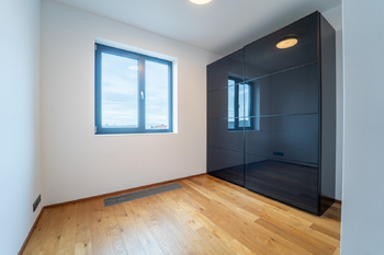 Pronájem bytu 3+kk v osobním vlastnictví 2800 m², Praha 5 - Hlubočepy
