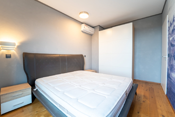 Pronájem bytu 3+kk v osobním vlastnictví 2800 m², Praha 5 - Hlubočepy