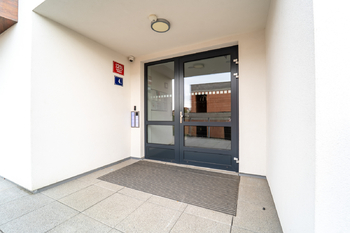 Pronájem bytu 3+kk v osobním vlastnictví 2800 m², Praha 5 - Hlubočepy