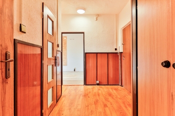  739 604 767 I www.vaclavadamcik.cz I vaclav.adamcik@re-max.cz I prodej bytu 2+1, Vratimov - Prodej bytu 2+1 v osobním vlastnictví 55 m², Vratimov