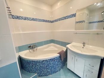 Pronájem bytu 3+1 v osobním vlastnictví 75 m², Praha 9 - Letňany