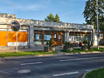 obchod - Prodej domu 117 m², Ročov