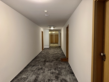 společné prostory - Prodej bytu 2+kk v osobním vlastnictví 41 m², Černý Důl