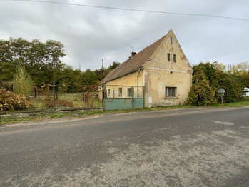 Prodej domu 180 m², Žiželice