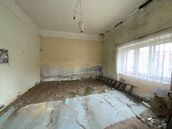 Prodej domu 180 m², Žiželice