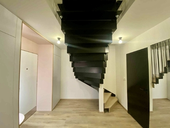 Pronájem bytu 3+kk v osobním vlastnictví 76 m², Brno