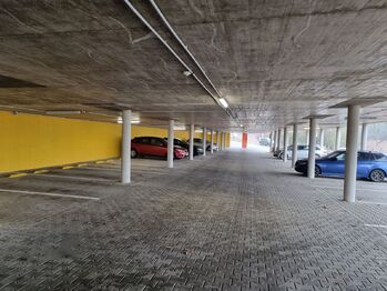 Prodej garážového stání 13 m², Rosice