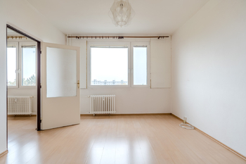 Pokoj - Prodej bytu 1+1 v osobním vlastnictví 35 m², Ústí nad Labem