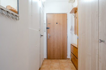 Předsíň - Prodej bytu 1+1 v osobním vlastnictví 35 m², Ústí nad Labem