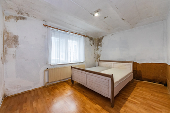 Prodej RD Červený Újezd_ložnice - Prodej domu 88 m², Červený Újezd
