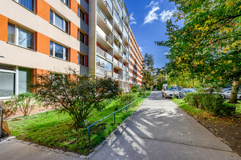 Dům a okolí - Pronájem bytu 3+1 v osobním vlastnictví 69 m², Praha 4 - Krč 