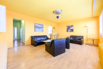 Obývací pokoj - Pronájem bytu 3+1 v osobním vlastnictví 69 m², Praha 4 - Krč