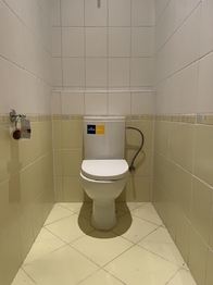samostatné WC - Pronájem bytu 1+1 v osobním vlastnictví 45 m², Karlovy Vary