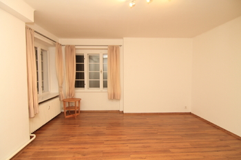 Pokoj - Pronájem bytu 1+1 v osobním vlastnictví 45 m², Karlovy Vary