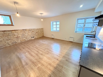Obývací pokoj s kuchyňským koutem - Pronájem bytu 3+kk v osobním vlastnictví 95 m², Praha 5 - Zličín 
